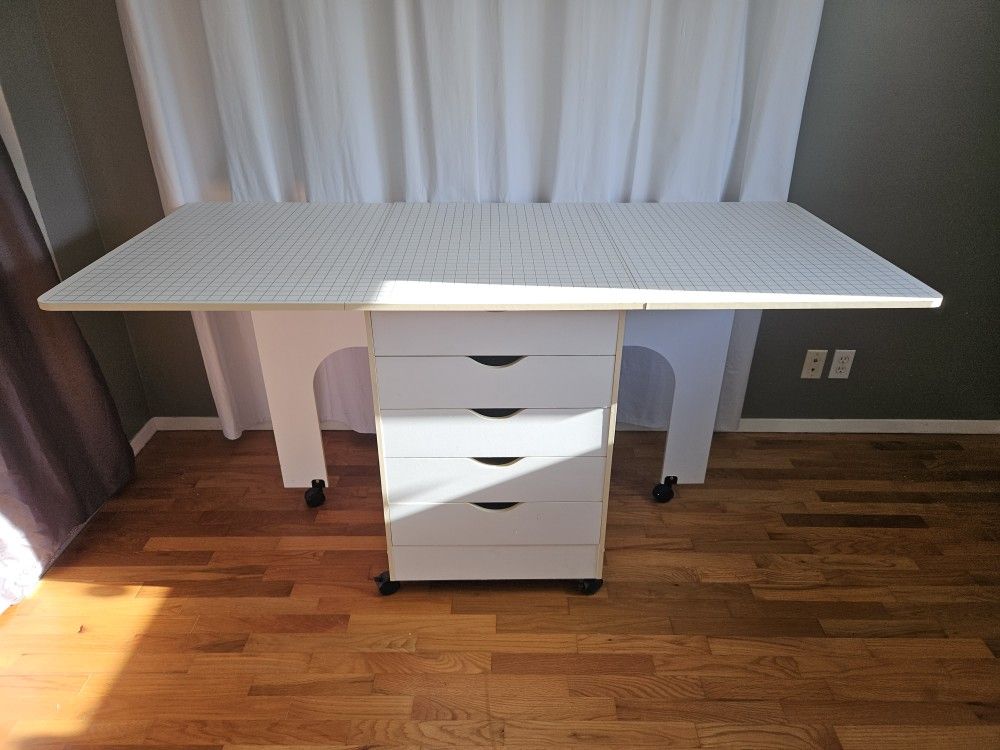 $125 Quilters Cutting Craft Table With Storage