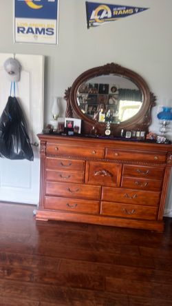 Dresser 9 drawers antique rare