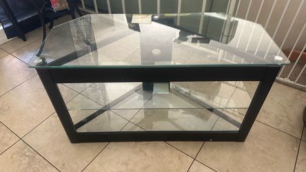 TV STAND - Glass