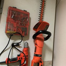 There Both Black And Decker Plug In And Work Perfectly 