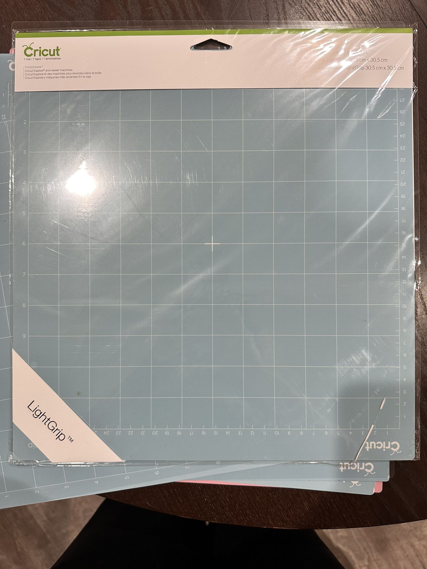 Bundle of 7 Cricut Cutting Mats – FabricGrip, LightGrip, StrongGrip