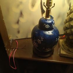 Japanese Hand painted Lamp $75 And Antique Collectibles Pineapple Lamp
