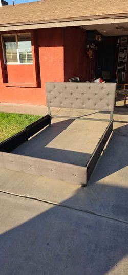 Upholstered Platform Bed With Classic Headboard Linen Fabric, Queen Size Dark Gray