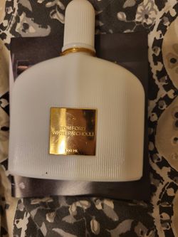 Tomford White Patchouli Perfum https://offerup.com/redirect/?o=MTAwLm1s