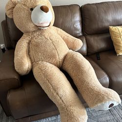   Brand New 6 Foot Overstuffed Teddy Bear 🧸 