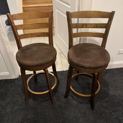 Rotating Bar Stools 