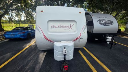 2010 fun finder 210