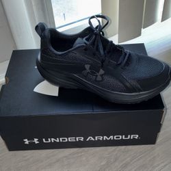 Under Armour Men Size 9 