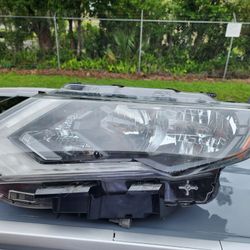 Nissan Rogue 2019 Headlight 