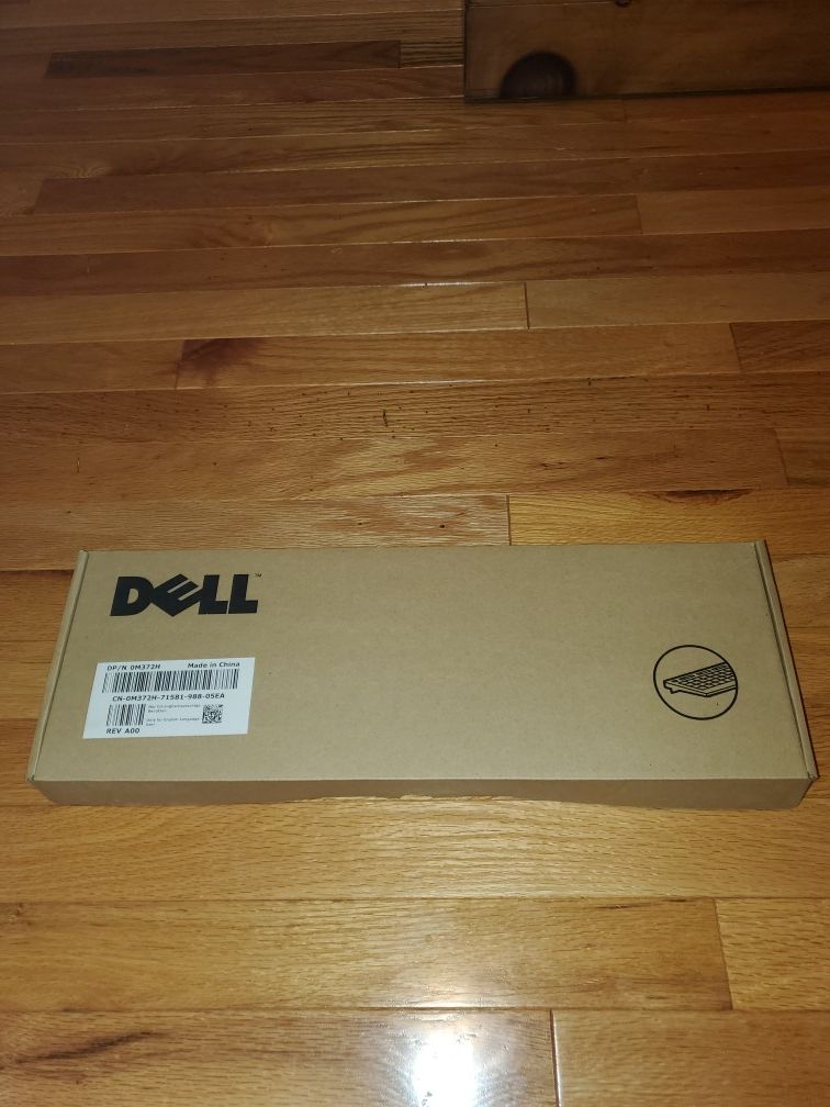 BRAND NEW Dell Quiet Slim Black USB Keyboard M372H