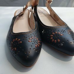 Women's Footwear $25