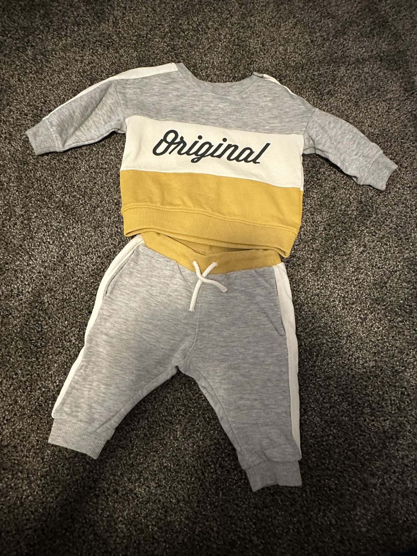 Baby Sweat Outfit 6 Months for $12