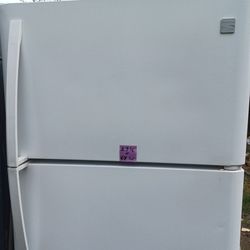 Refrigerator Top Freezer 4 Months Warranty 