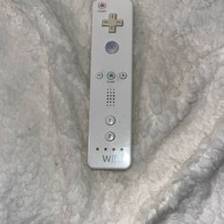 Nintendo Wii Controller $20