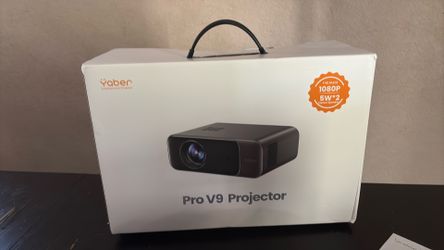 Pro V9 projector