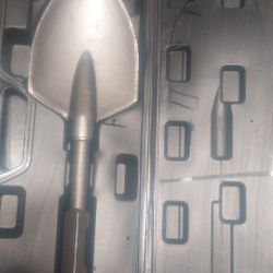 Shovel