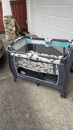 Baby Trend Pack&Play,we open one side for going toddler In& https://offerup.com/redirect/?o=T3V0Lkl0 2 levels with Matress,good for infant to the Too
