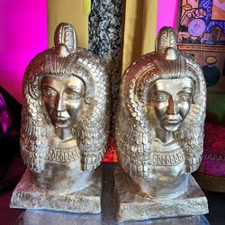 Egyptian statues