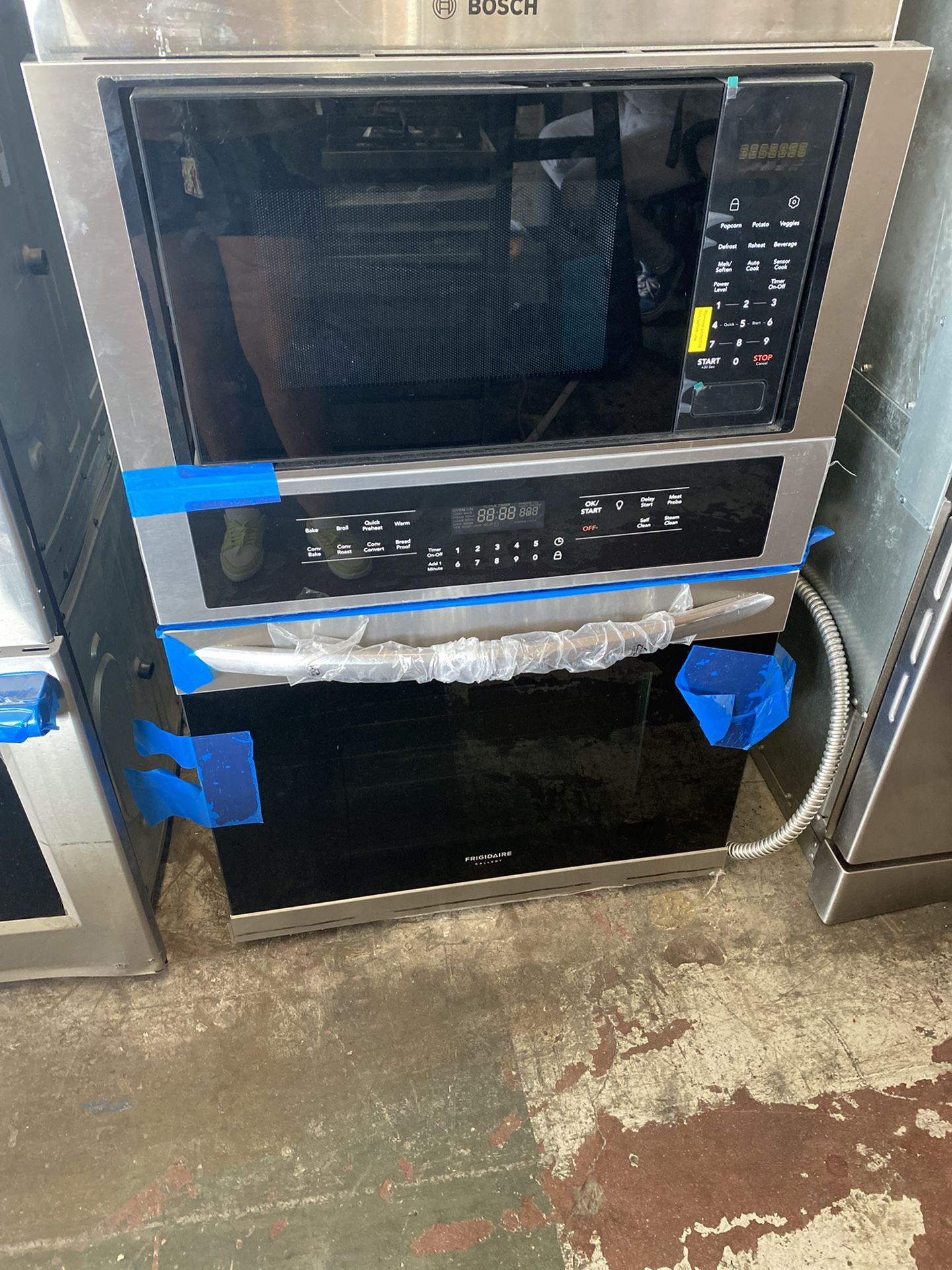 NEW Frigidaire Microwave Oven Combo Electric