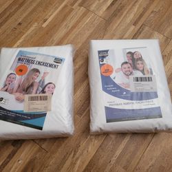 NEW SEALED PACKAGE UTOPIA PREMIUM KING SIZE MATRESS ENCASEMENTS