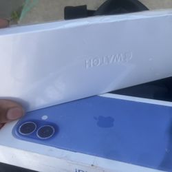 iphone 16 plus bundle /wt  titanium watch