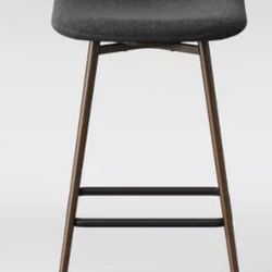 Four Kitchen Chairs and Two Matching Bar Stools.