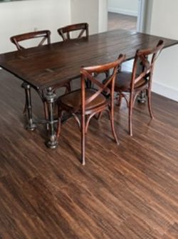 Henredon Rustic Wood Drop-Leaf Dining Table & 4 Chairs