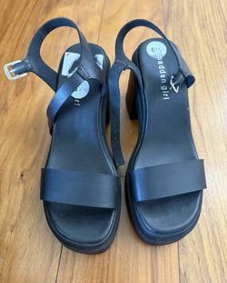 Women Sandals Size 6 1/2