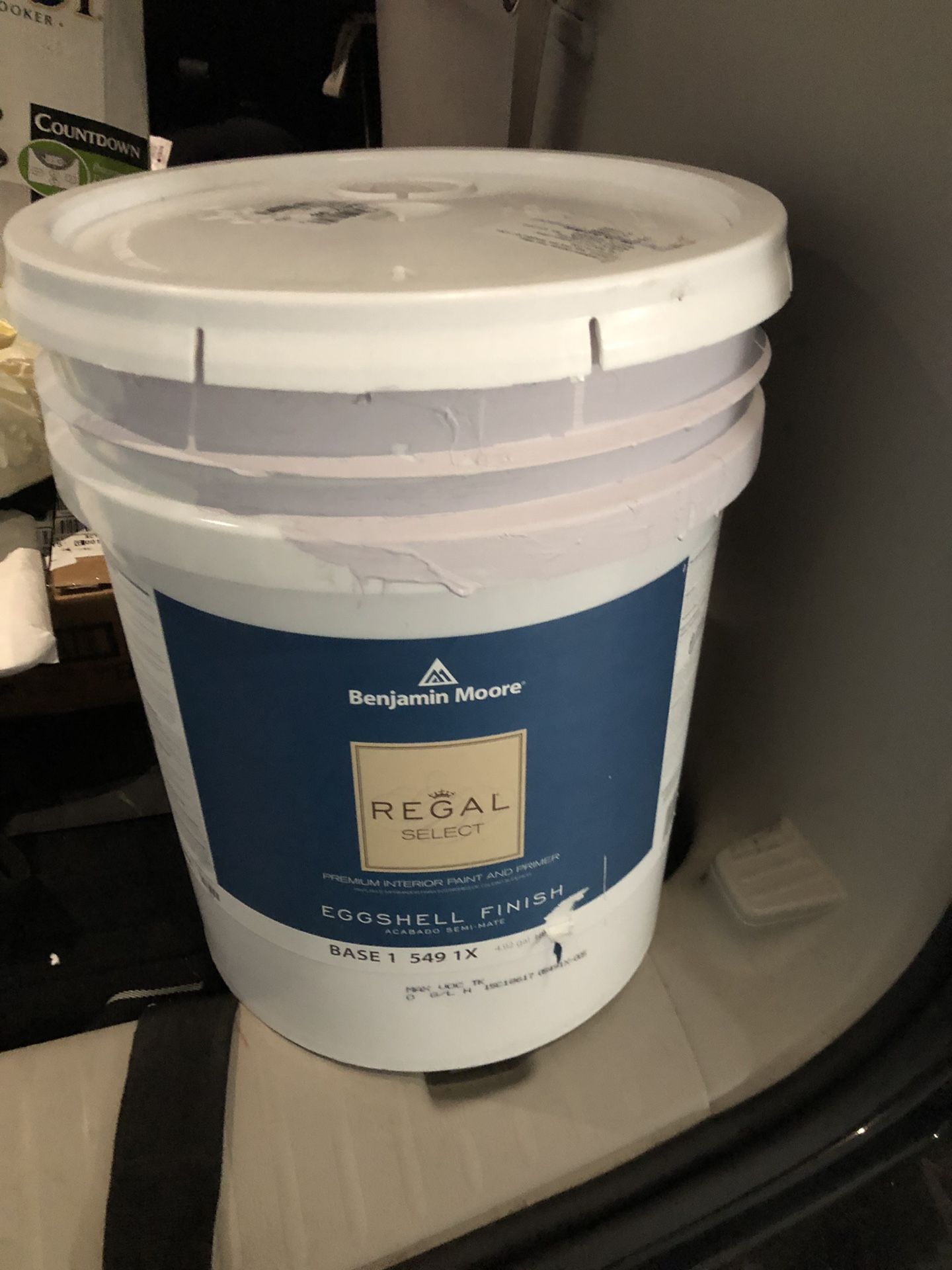 Benjamin moore “TOUCH OF GRAY” 211660. 5 GALLON BUCKET OF PAINT for Sale in Brooklyn, NY OfferUp