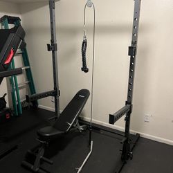 Squat Rack And Weight Bench 