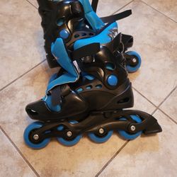 Girls Rollerblades I. Size 2-5 Used Ex Condition 