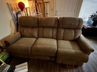 Recliner couch