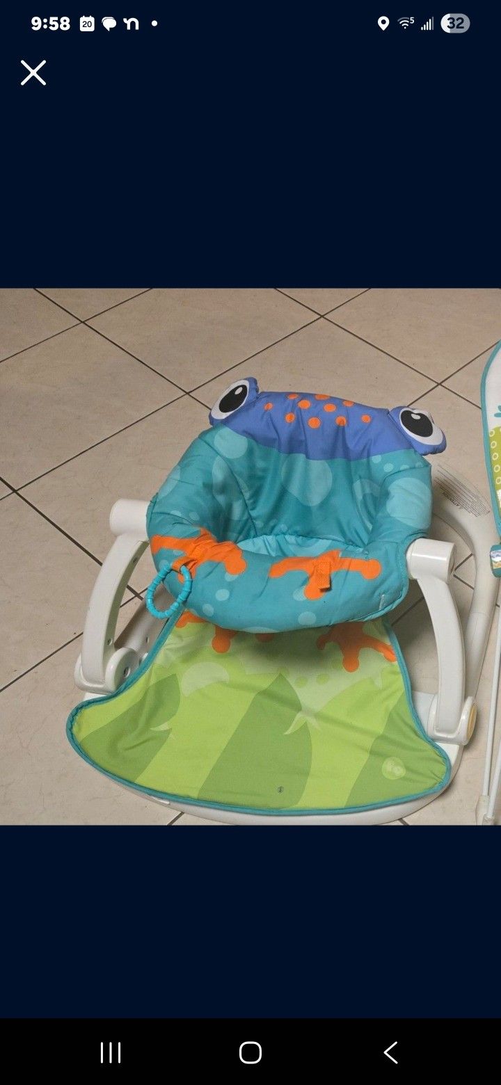 SALE. FISHER PRICE Portable baby Chair. Holmdel Nj⁸