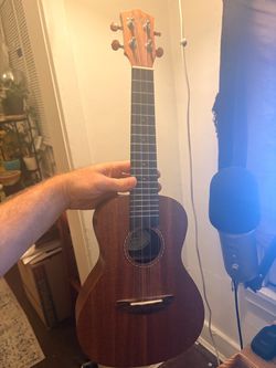 Donner Mahogany Tenor Ukulele