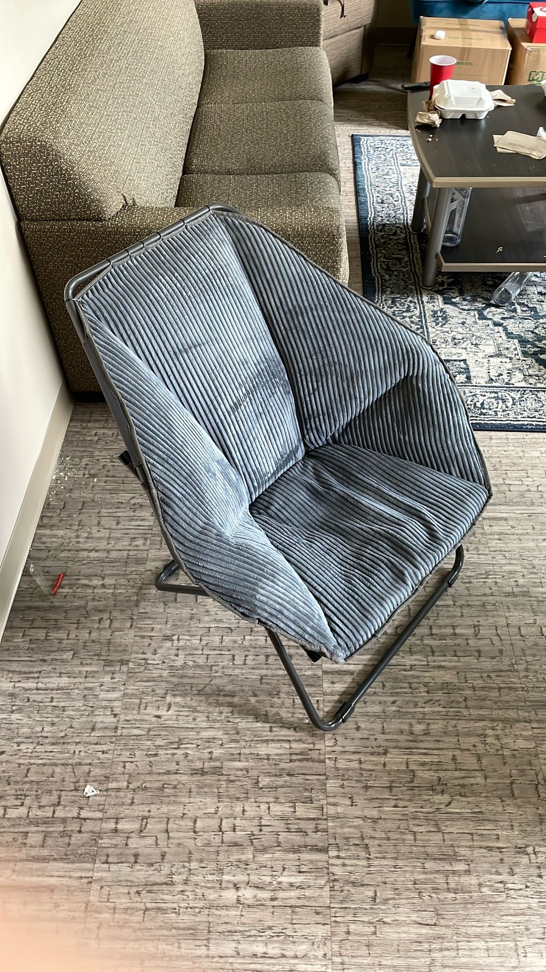 Retractable Lounge Chair