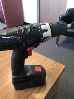 Drill master 18 v3/8 drill with battery $30 firm