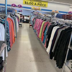 Woman’s Tops 