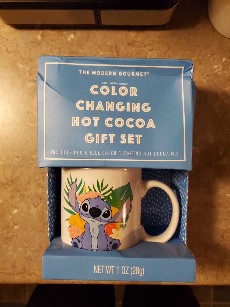 Disney's Stitch Mug And Color Changing Hot Coco Gift Set. NIB