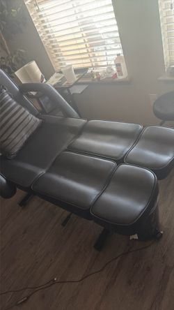 Tattoo/message chair, all black, large