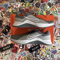 Sz 10- Nike Running Shoes