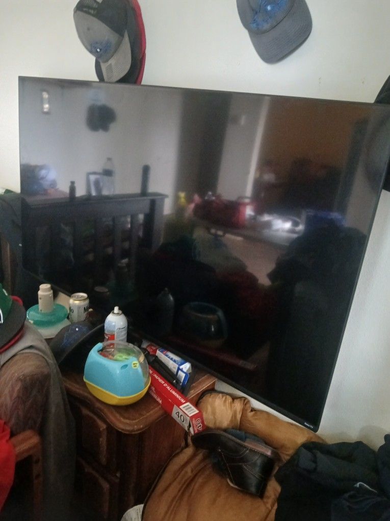 Sell Tv 55 Inch Hicence Smart Is Olmos New