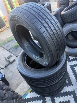225/65/17) tires x4