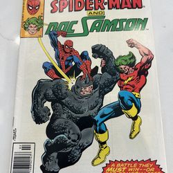 Marvel Team-Up #102 Vol. 1 1981 Marvel Comics High Grade Comic Book, VF/NM
