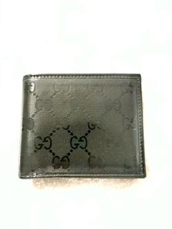 Gucci emblem leather wallet men’s bifold