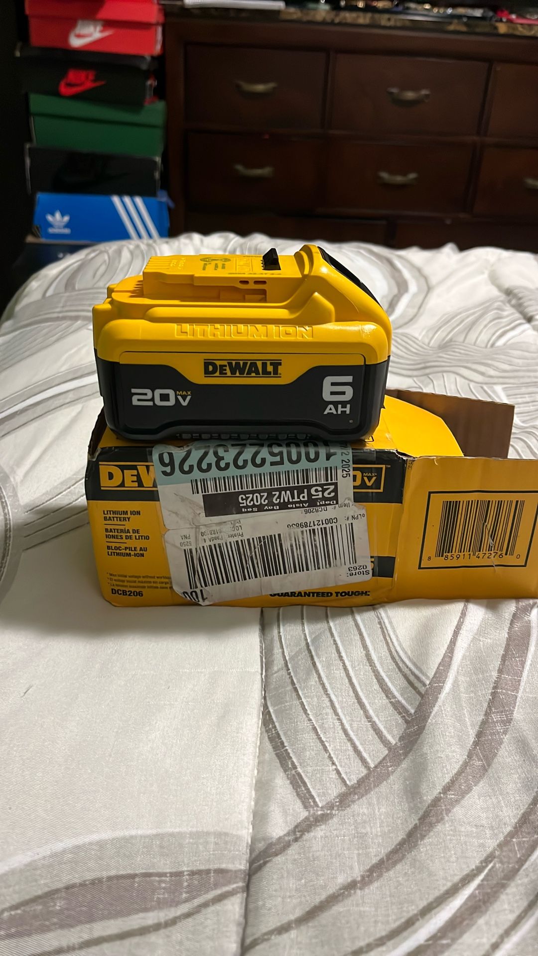 DeWALT 20 V