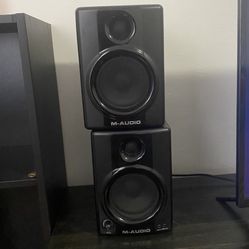 Av40 Speakers M-Audio