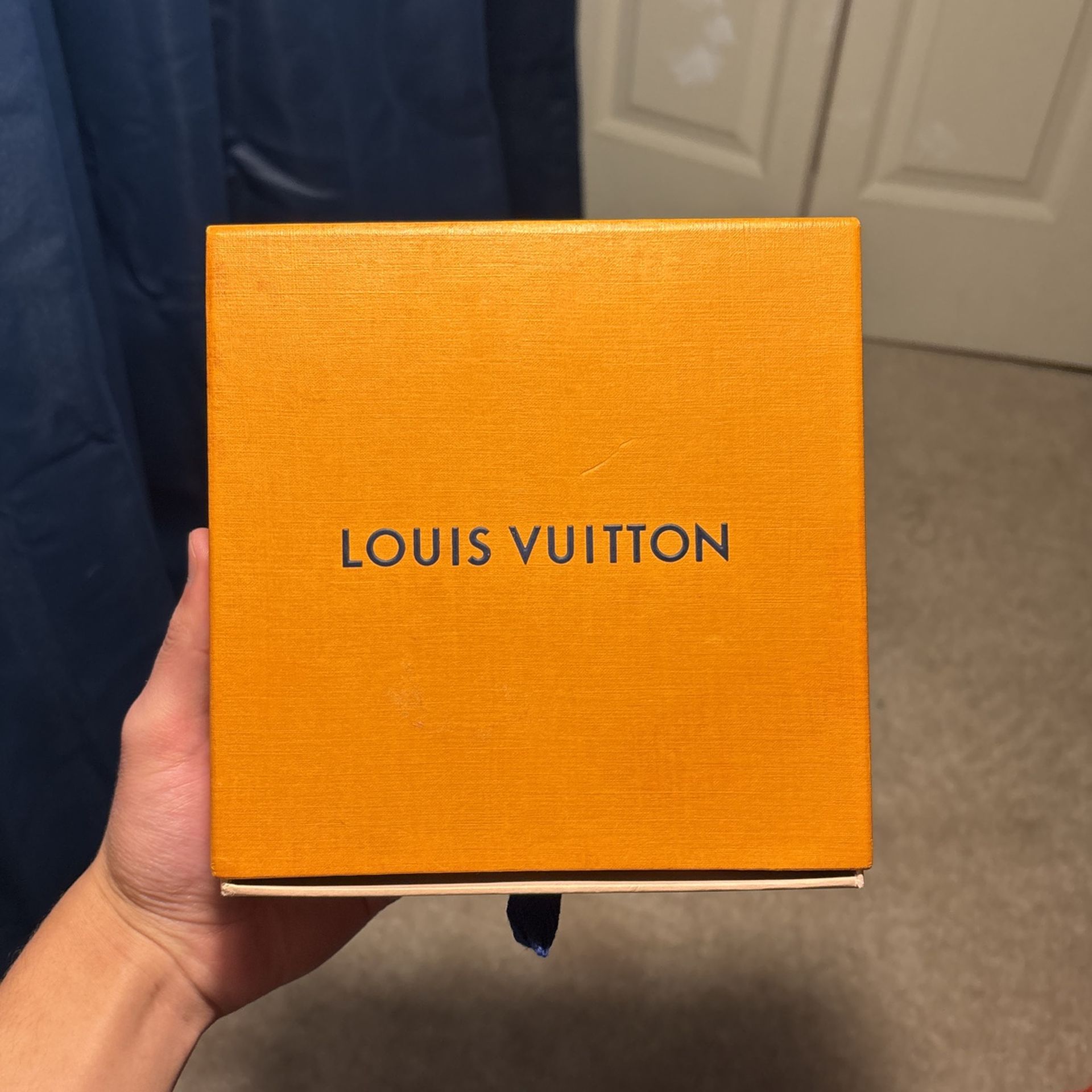 Louis vuitton Belt Sz 32 Brand New