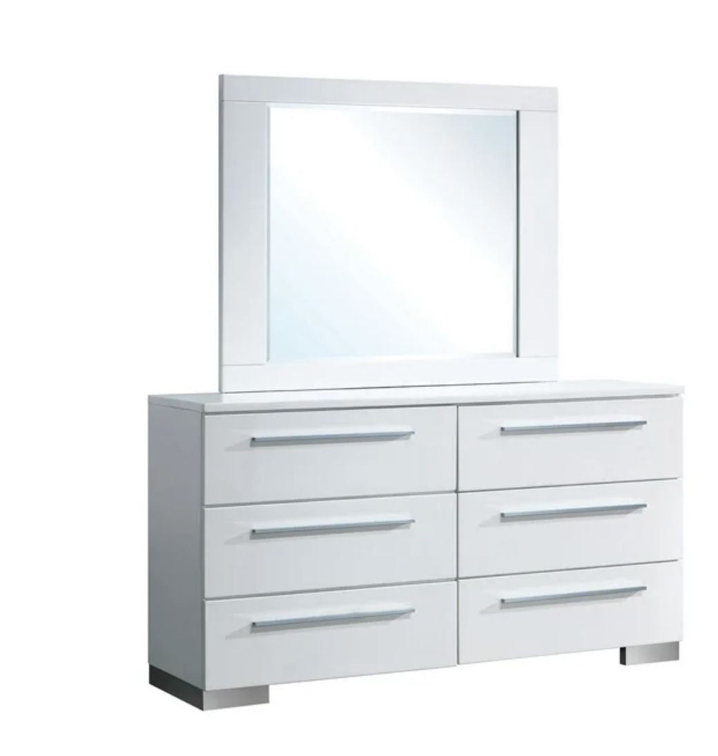 Furniture of America Clementine White Dresser Dresser With Mirror And Night Stand 