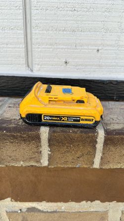 Dewalt 20v max battery