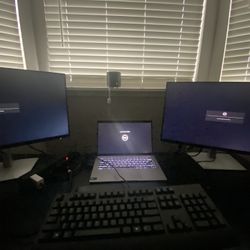 2 Dell monitors & USB-C headset 